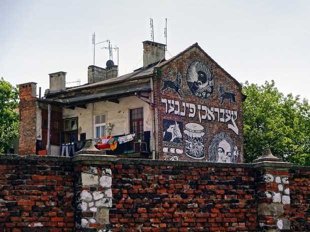 Mural na budynku na Kazimierzu